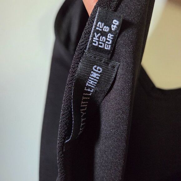 EUC PRETTY LITTLE THING BLACK DOUBLE V NECK TANK SHORT DRESS SIZE 8 / WOMENS SM - Picture 10 of 13